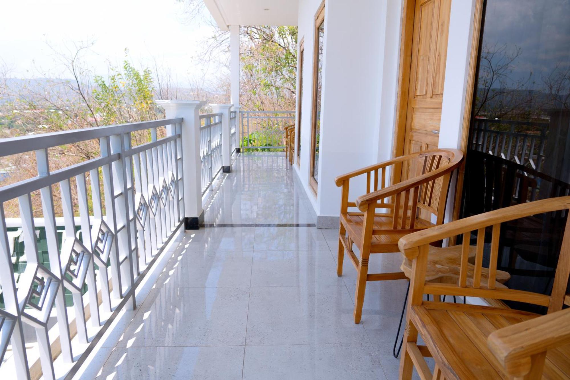 Monte Prundi Hotel Labuan Bajo Luaran gambar