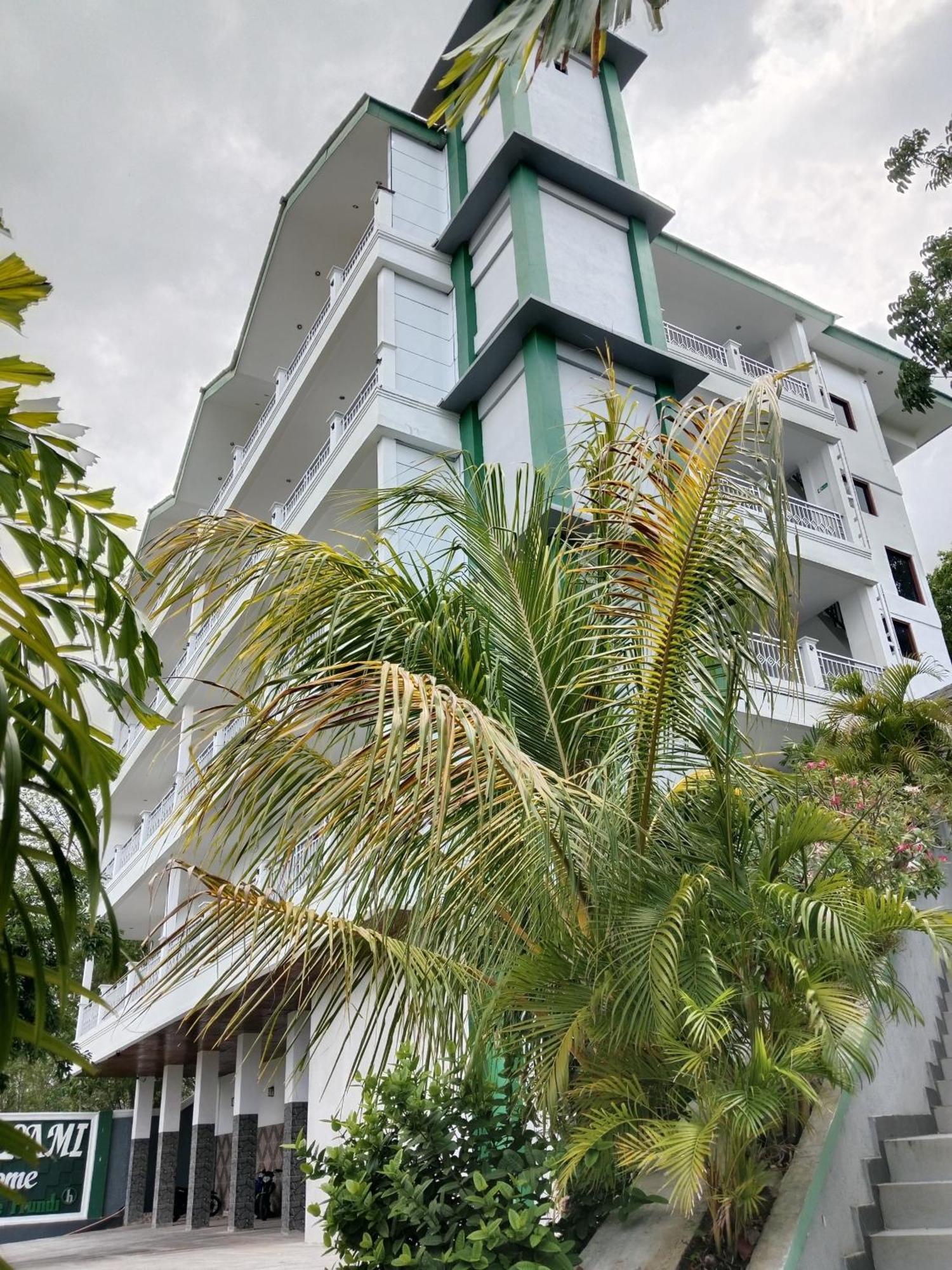 Monte Prundi Hotel Labuan Bajo Luaran gambar